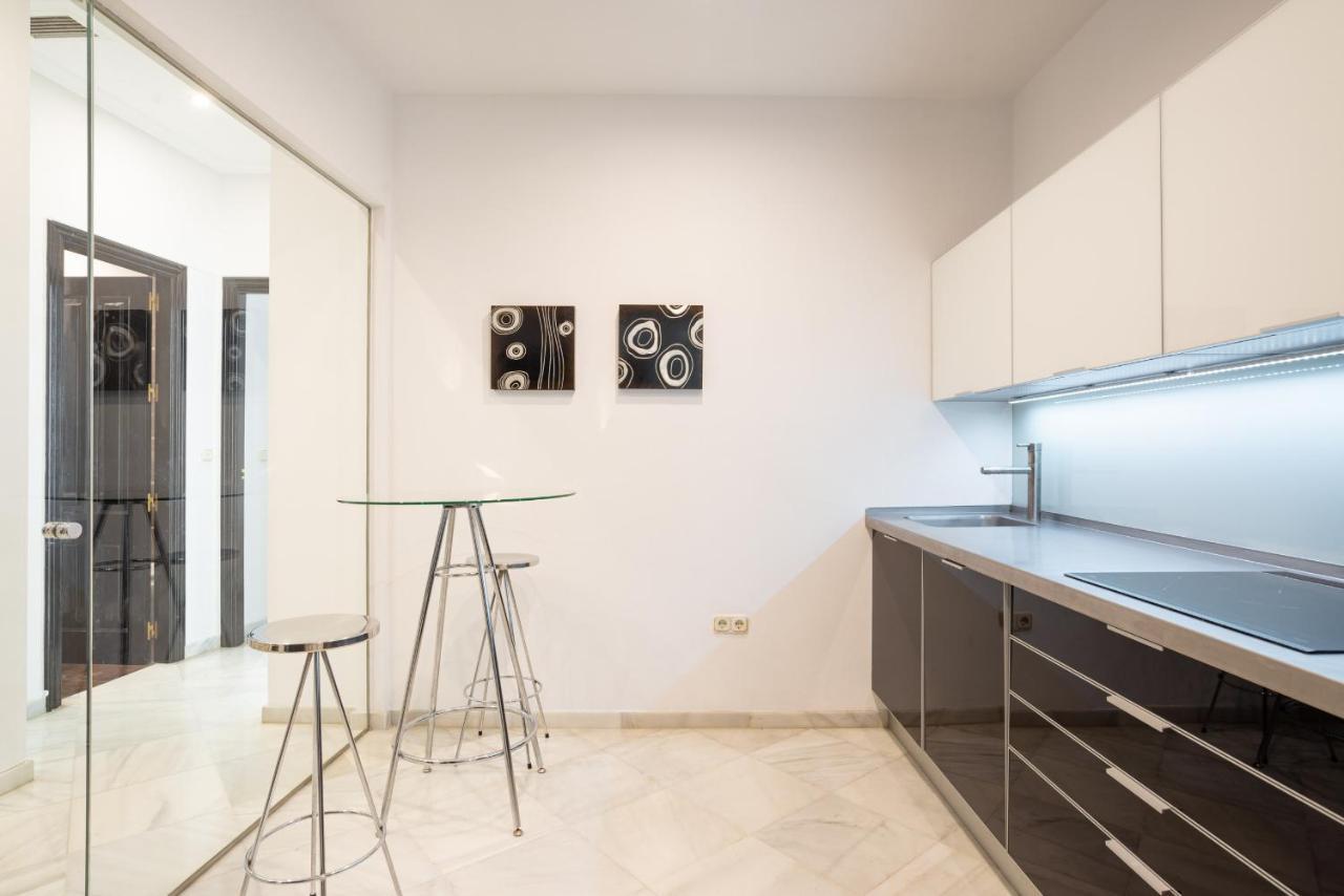 Urbe10 Cister 1 Bedroom Apartment Малага Экстерьер фото